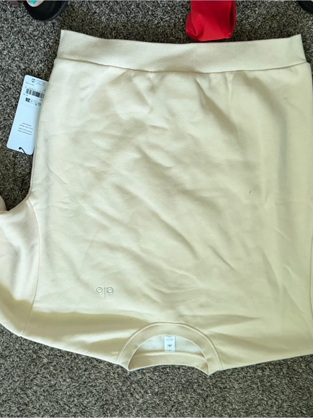 Beige Crew Neck Pullover Sweater women’s large alo nwt